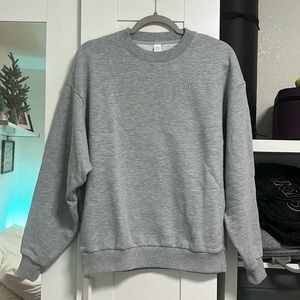 Alo Accolade Crew Neck Pullover
